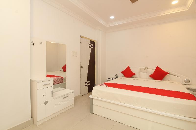 Oyo 37499 Saba Service Apartments Haïdarabad Extérieur photo