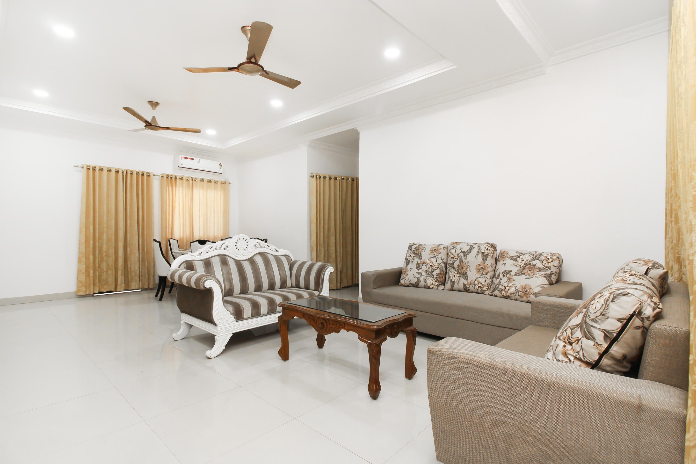 Oyo 37499 Saba Service Apartments Haïdarabad Extérieur photo